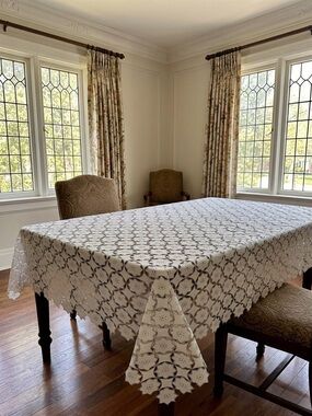 Marguerites Lace Tablecloth 72x144 Rectangular White Floral Vintage Elegant